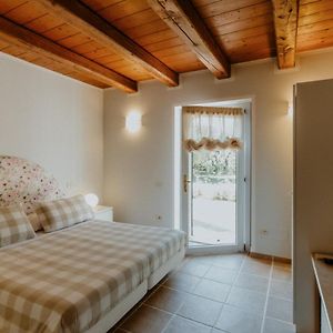 Camera standard con letto king size